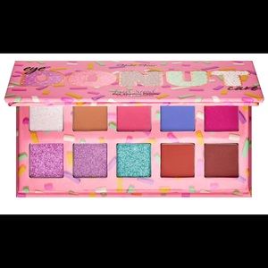 Violet Voss Mini Donut Palette 🍩